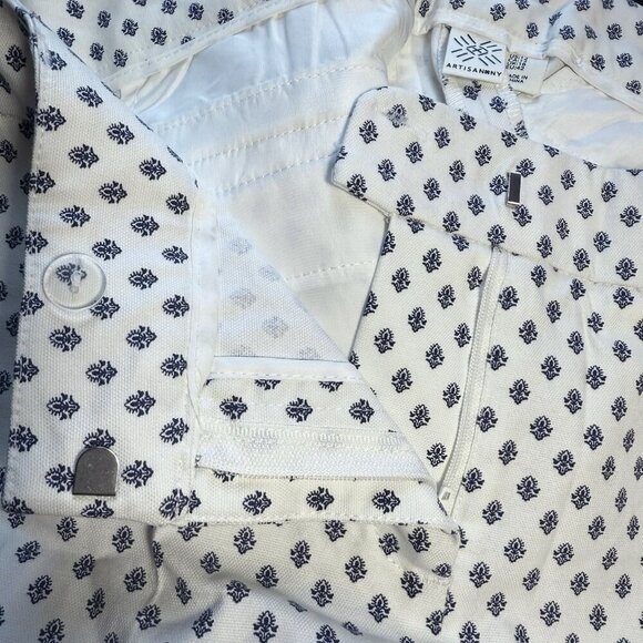 Artisan NY White Blue Print Cotton Spandex Shorts 12 - Picture 3 of 7